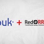 BUK Chile es una plataforma integral de gestión de personas que permite centralizar y automatizar procesos clave como contratos, remuneraciones, vacaciones, licencias médicas y reportes laborales.